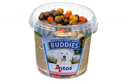 De Buddies hondensnack is een kleine, smakelijke en glutenvrije beloning voor uw hond. Deze wordt gemaakt van makkelijk verteerbare ingrediënten zoals hert, eend of struisvogel.