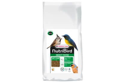 Nutribird Insecten Patee is ideale bijvoeding voor vinken, vruchten- en insectenetende vogels, grote parkieten, papegaaien, vijgpapegaaien en lori's.