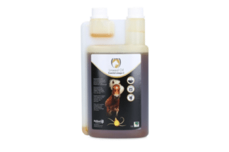 Excellent Linseed Oil (Lijnzaadolie) is een aanvullend voer voor paarden en zorgt voor een betere spijsvertering, optimale darmwerking, gezonde huid en een glanzende vacht. Het bevat een hoog aandeel essentiële Omega 3 vetzuren voor optimale darmwerking en een gezonde spijsvertering