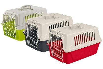 De Ferplast Atlas 5 is een ideale vervoersbox voor kleine honden, katten, konijnen en grote knaagdieren zoals cavia's of fretten.