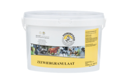 De Horsefood Zeewier mix is een zuiver natuurlijk product met een grote variatie aan vitaminen en mineralen. Bevat naast Vitamine A, B1, B2, B3, B5, B12, D en E, een hoog gehalte aan Biotine, Calcium, Selenium en Sodium.