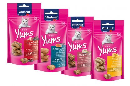Vitakraft Yums kattensnacks zijn een absoluut hoogtepunt voor uw kat! Het zijn verrassend zachte hapjes met een heerlijke smaak en bevatten extra veel vlees.