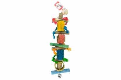 Birrdeeez Jumbo Macaw Parrot vogelspeelgoed is een kleurrijk houten speeltje voor papegaaien.