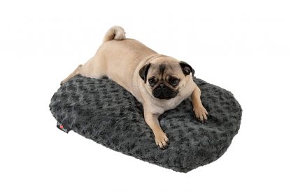 Het Jack & Vanilla Coal ovaalkussen is een comfortabele slaapplek voor uw hond. Daarbij is het hondenbed gemaakt van zeer zacht materiaal, zodat uw hond heerlijk kan liggen. 
