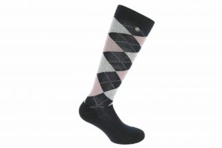 Equi-Thème Argyle Lurex Sokken van katoen met Lurex en dragen comfortabel. Daarnaast is de sok voorzien van het bekende ruitpatroon.