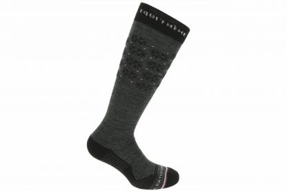 De Equi-Thème Snow sokken zijn gemaakt van warm merinowol en katoen, waardoor ze lekker dragen en extra warm zijn. Het voordeel van merinowol is dat deze voor warme voeten zorgt, maar transpiratie goed afvoert.