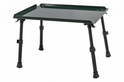 De Treasure Bivvy Table adjustable is zeer geschikt voor het vissen op bijvoorbeeld karper/wit. Deze tafel heeft opstaande randen waardoor materiaal er niet snel af zal vallen.