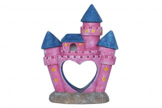De Superfish Deco Castle Princess is een mooie decoratie voor in het aquarium. Met dit roze kasteel is het daarnaast mogelijk om een sprookjes achtige sfeer te creëren in je aquarium. Tevens biedt het als mooie schuilplaats voor je vissen.