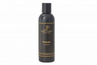 De Jean Peau Propolis Crèmespoeling zorgt voor een optimale verzorging en bescherming van huid en vacht. Verrijkt met propolis en is daardoor zeer geschikt voor honden met huidproblemen. Het is raadzaam om de crèmespoeling samen met de Propolis Shampoo te gebruiken.