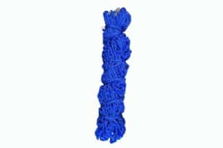 Hooinet 104 cm - Blauw dat gemaakt is van polyethyleen, voorzien van ringen. Dit hooinet is ideaal voor in de stal.