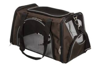 De Trixie Vervoerstas Joe is een vormvaste tas geschikt voor het vervoeren van je hond of kat. De tas is aan de zij-, voor- en achterkant te openen. Tevens voorzien van afneembare schouderriem.