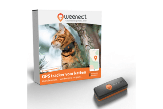 De Weenect XS GPS Tracker Kat zwart is een handige gadget voor kattenliefhebbers waarmee je in realtime de locatie van je huisdier kunt achterhalen en zijn activiteiten kunt volgen. Het is compact, licht van gewicht en eenvoudig te bevestigen aan de halsband van je kat.